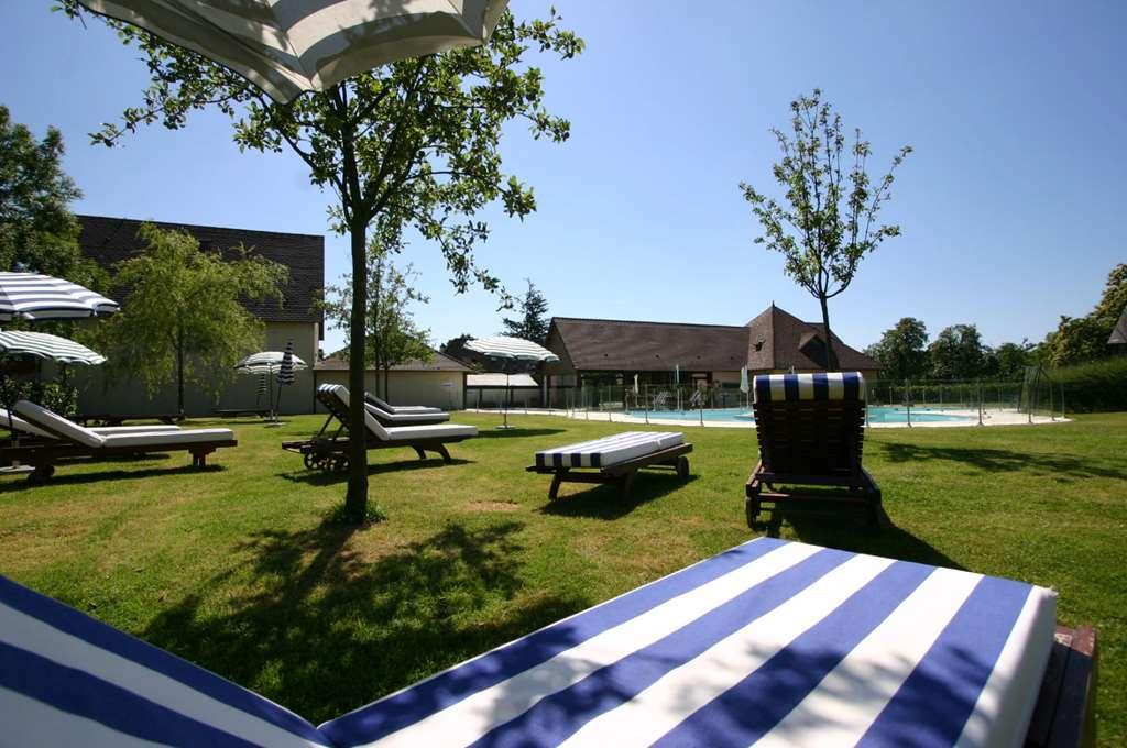 Logis Le Clos Deauville Saint Gatien Exterior foto