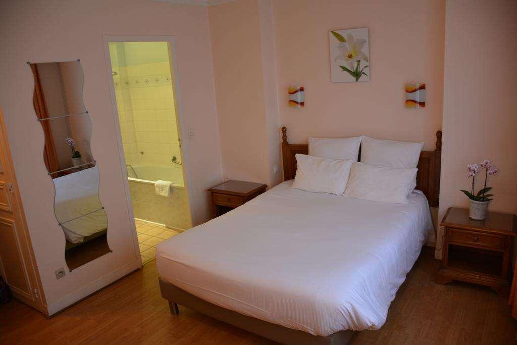 Logis Le Clos Deauville Saint Gatien Zimmer foto